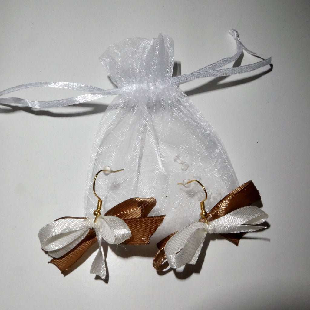 Knot earrings