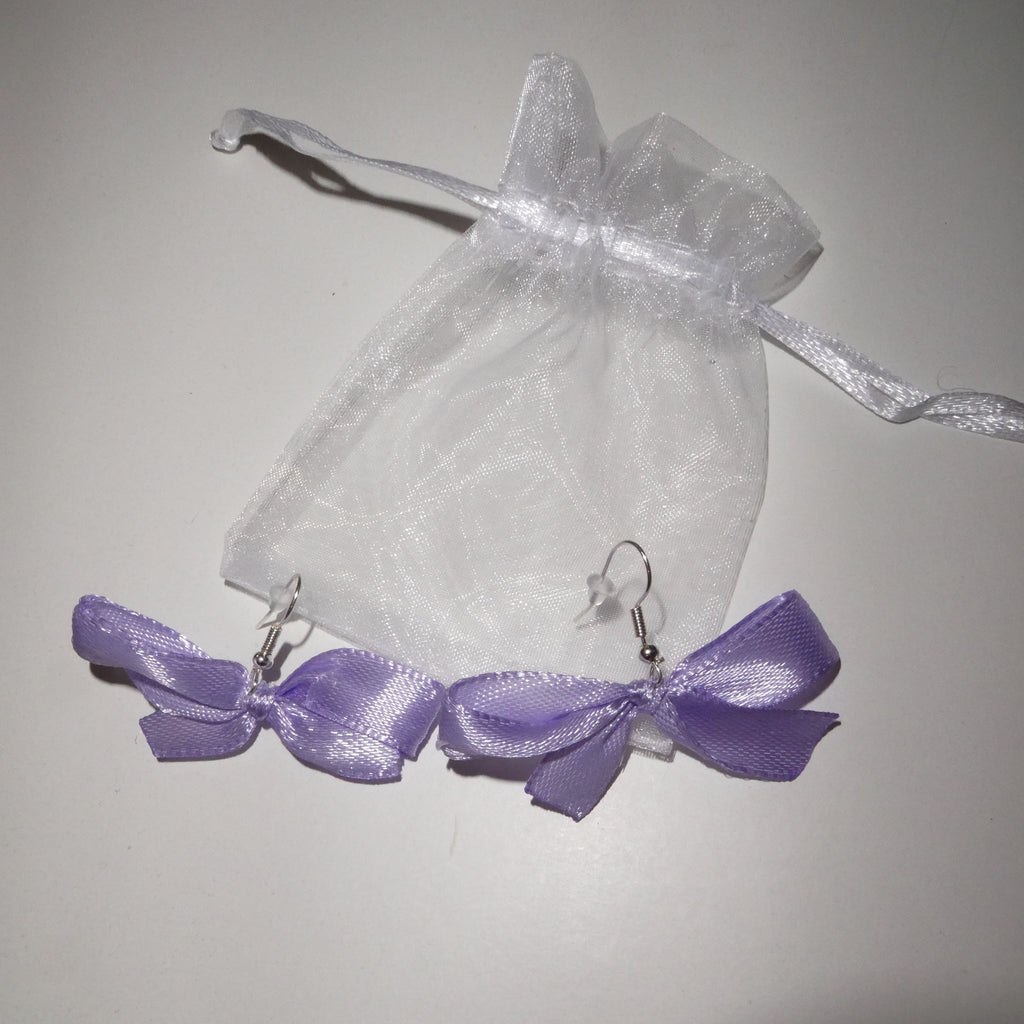 Knot earrings
